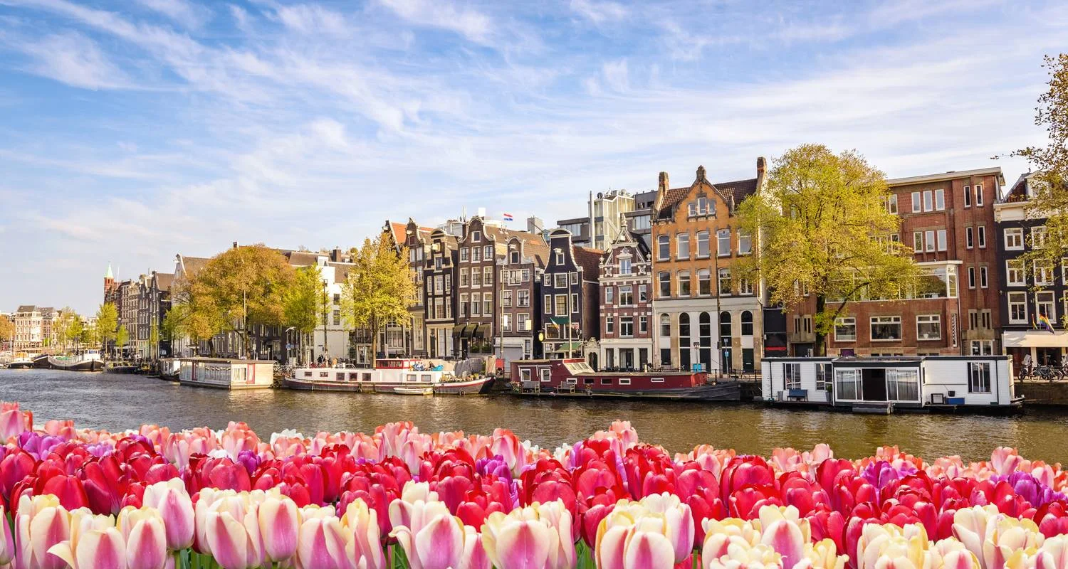 Explore European Whirl (Plus, Winter, Start Amsterdam, Classic) for 19 days with Contiki and discover unforgettable experiences - Photo 2