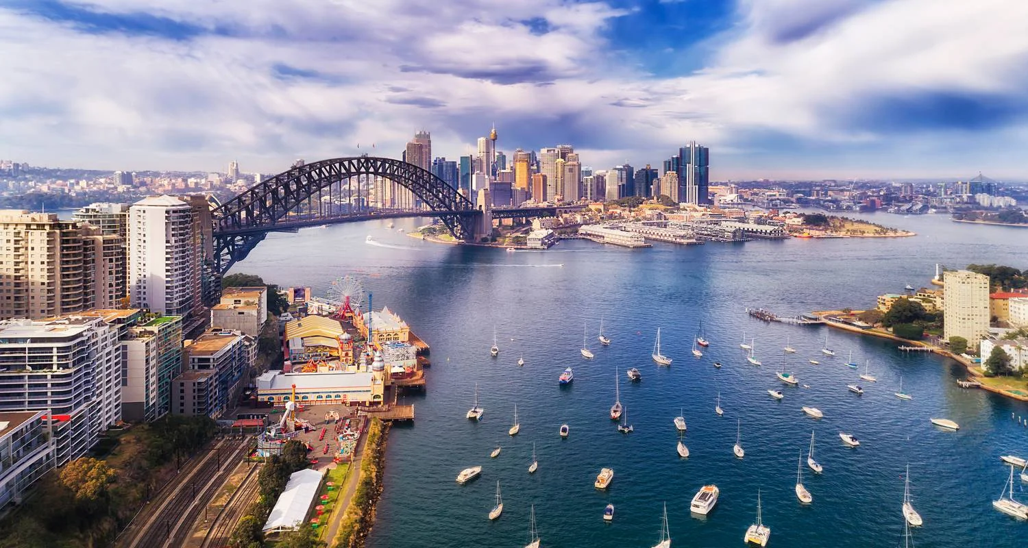 Explore Australia: Beaches and Reefs (Without Sailing) for 16 days with Contiki and discover unforgettable experiences - Photo 2