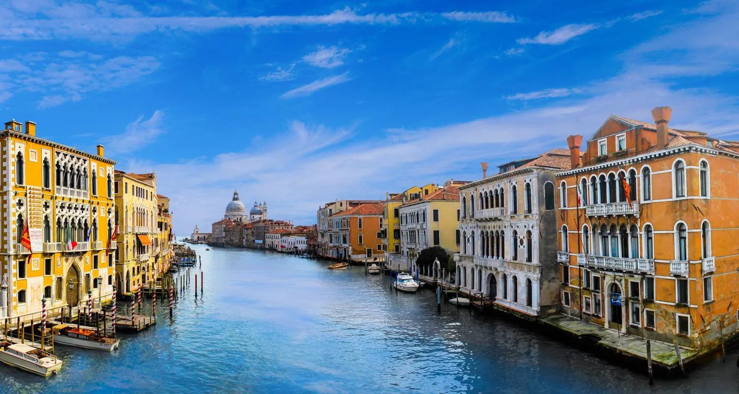 Explore Rome to London Quest (Winter) for 10 days with Contiki and discover unforgettable experiences - Photo 2