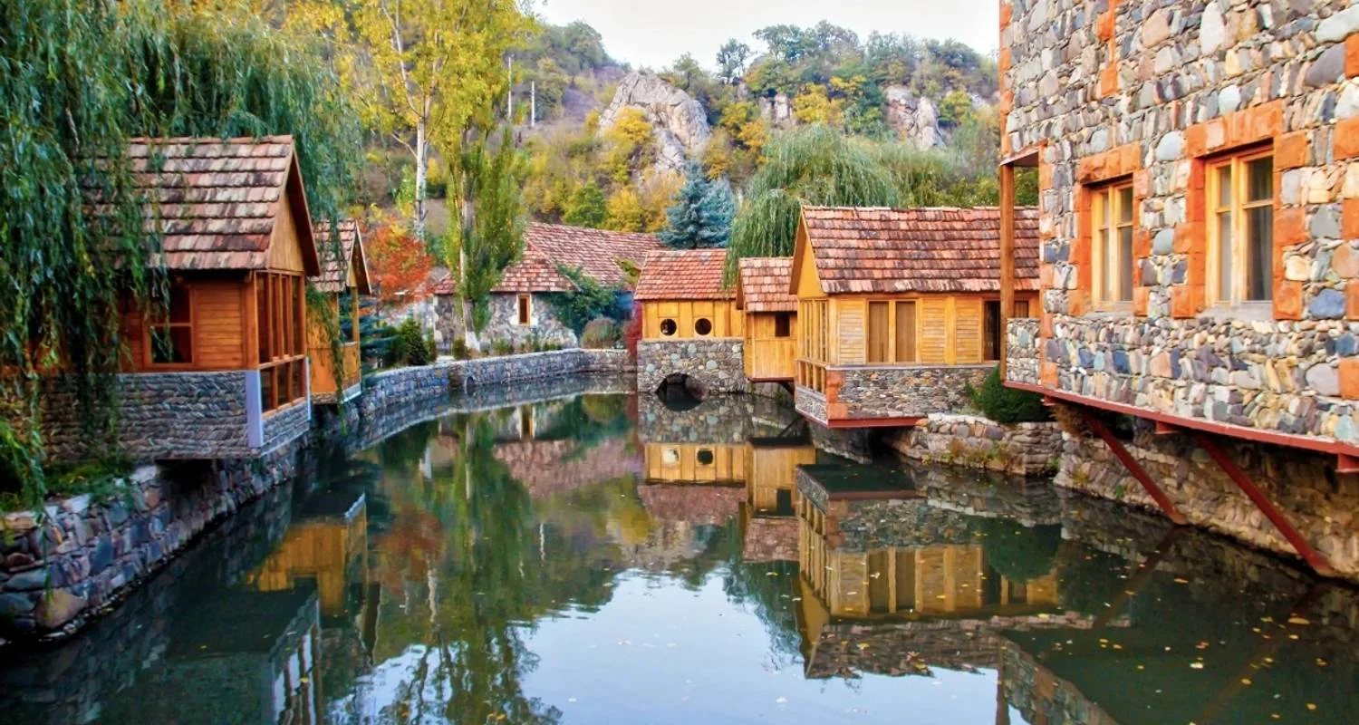 Explore Flavours of the South Caucasus – Georgia & Armenia for 12 days with Crooked Compass and discover unforgettable experiences - Photo 2