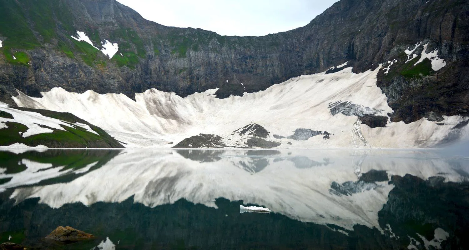 Explore Kashmir Escapade: Trekking Rathi Gali & Alpine Getaways for 11 days with Crossroads Adventure  and discover unforgettable experiences - Photo 2