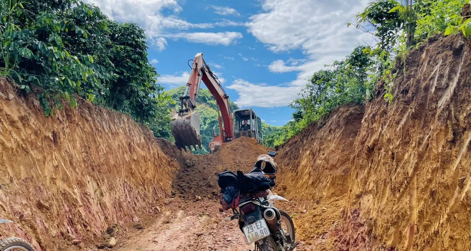 Explore Eye-popping Northwest Vietnam Motorbike Tour via Mai Chau, Mu Cang Chai, Ngoc Chien, Sapa – 10 days for 10 days with DNQ Travel and discover unforgettable experiences - Photo 2