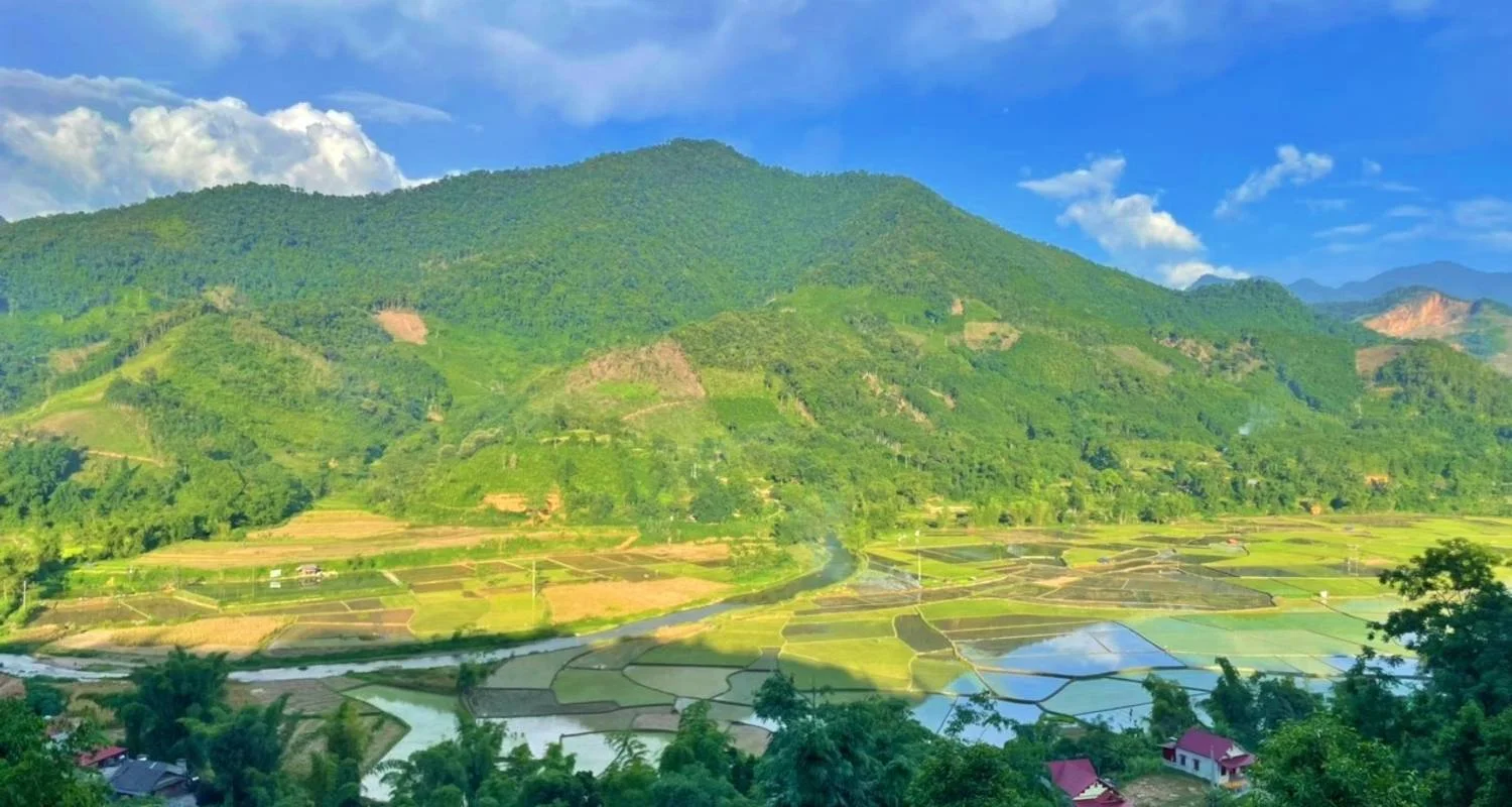 Explore Best Selling Vietnam Offroad Motorcycle Tour to Sapa, Ha Giang, Mu Cang Chai for 10 days with DNQ Travel and discover unforgettable experiences - Photo 2