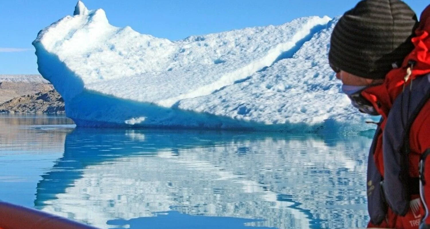 Explore Inuit, Icebergs and Northern Lights for 15 days with DIAMIR Erlebnisreisen and discover unforgettable experiences - Photo 2