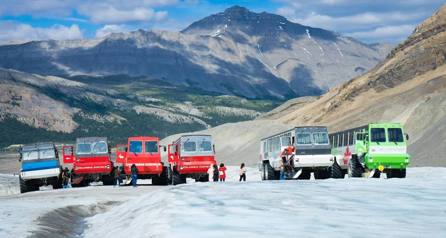 Explore Western Canada & Vancouver Island Premium Tour for 16 days with Discover Canada Tours and discover unforgettable experiences - Photo 2