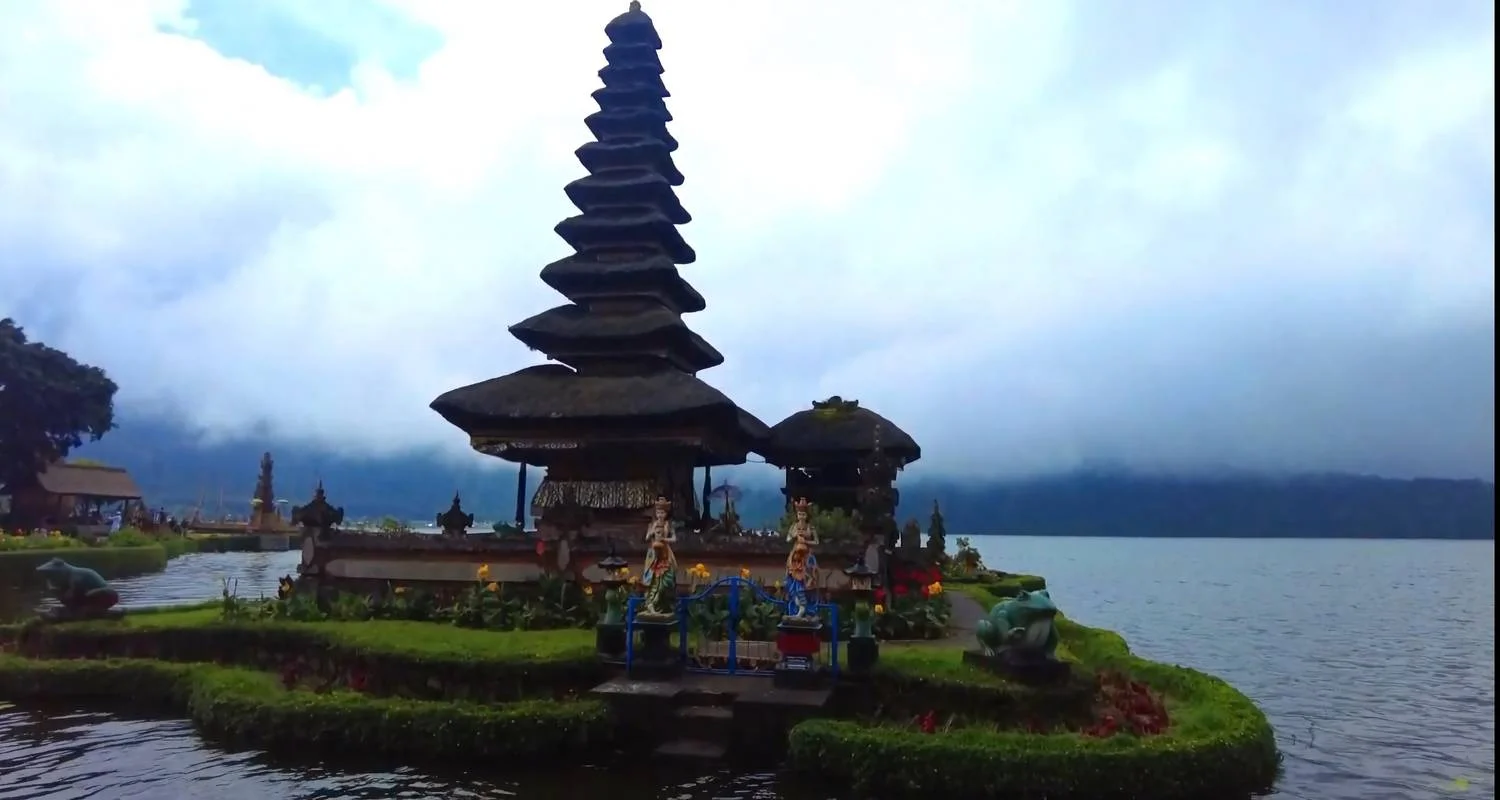 Explore Bali 8 Days : Explore The Beauty of Bali and Surround for 8 days with Diwira Wisata Indonesia and discover unforgettable experiences - Photo 2
