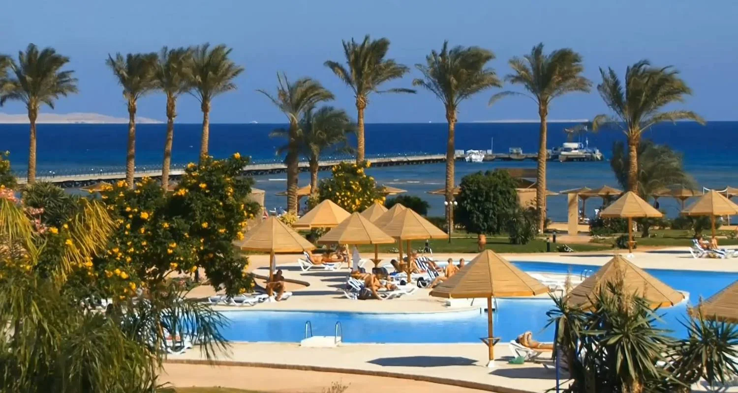 Explore Discover Egypt for 10 days with Encounters Travel and discover unforgettable experiences - Photo 2