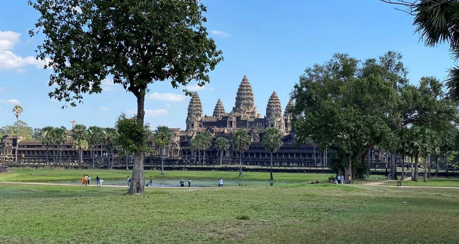 Explore Angkor Complex Small circuit  & Tonle Sap Lake with Joining Tour for 3 days with Euro Khmer Voyages and discover unforgettable experiences - Photo 2