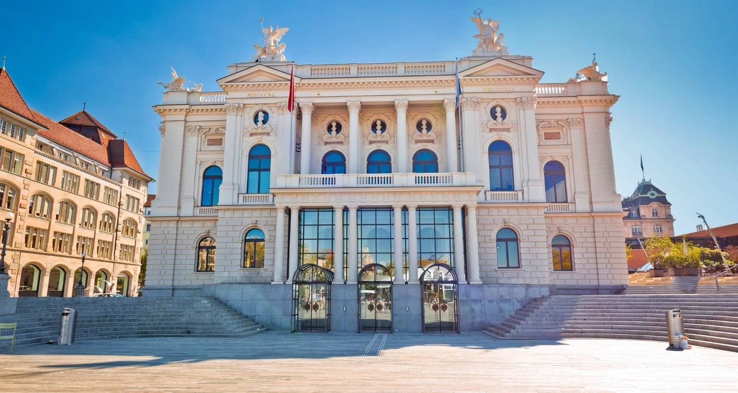 Explore Switzerland for 8 days with Europamundo and discover unforgettable experiences - Photo 2
