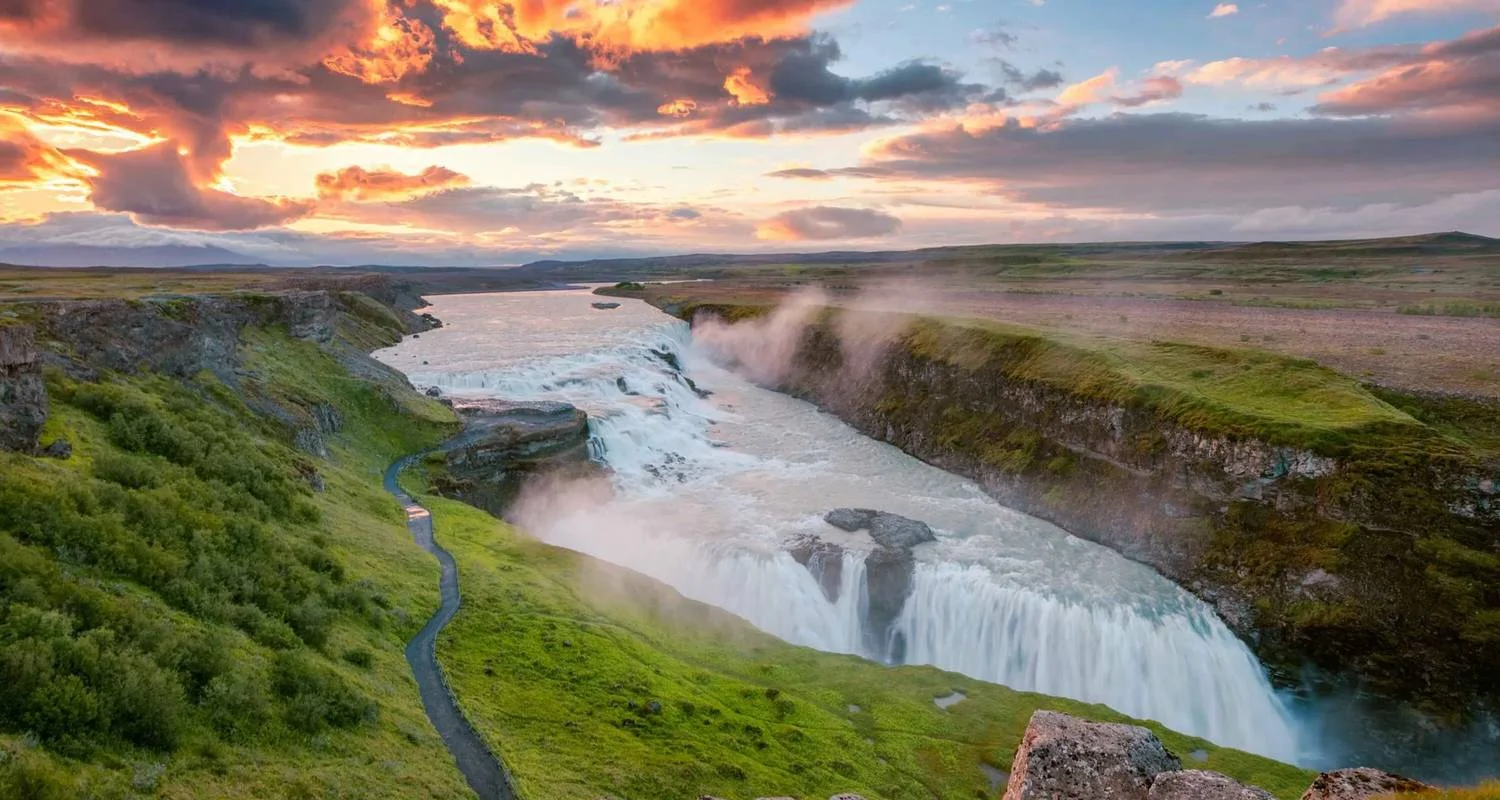 Explore Reykjavik, Iceland & Northern Lights Escape for 5 days with Expeditions Gateways and discover unforgettable experiences - Photo 2