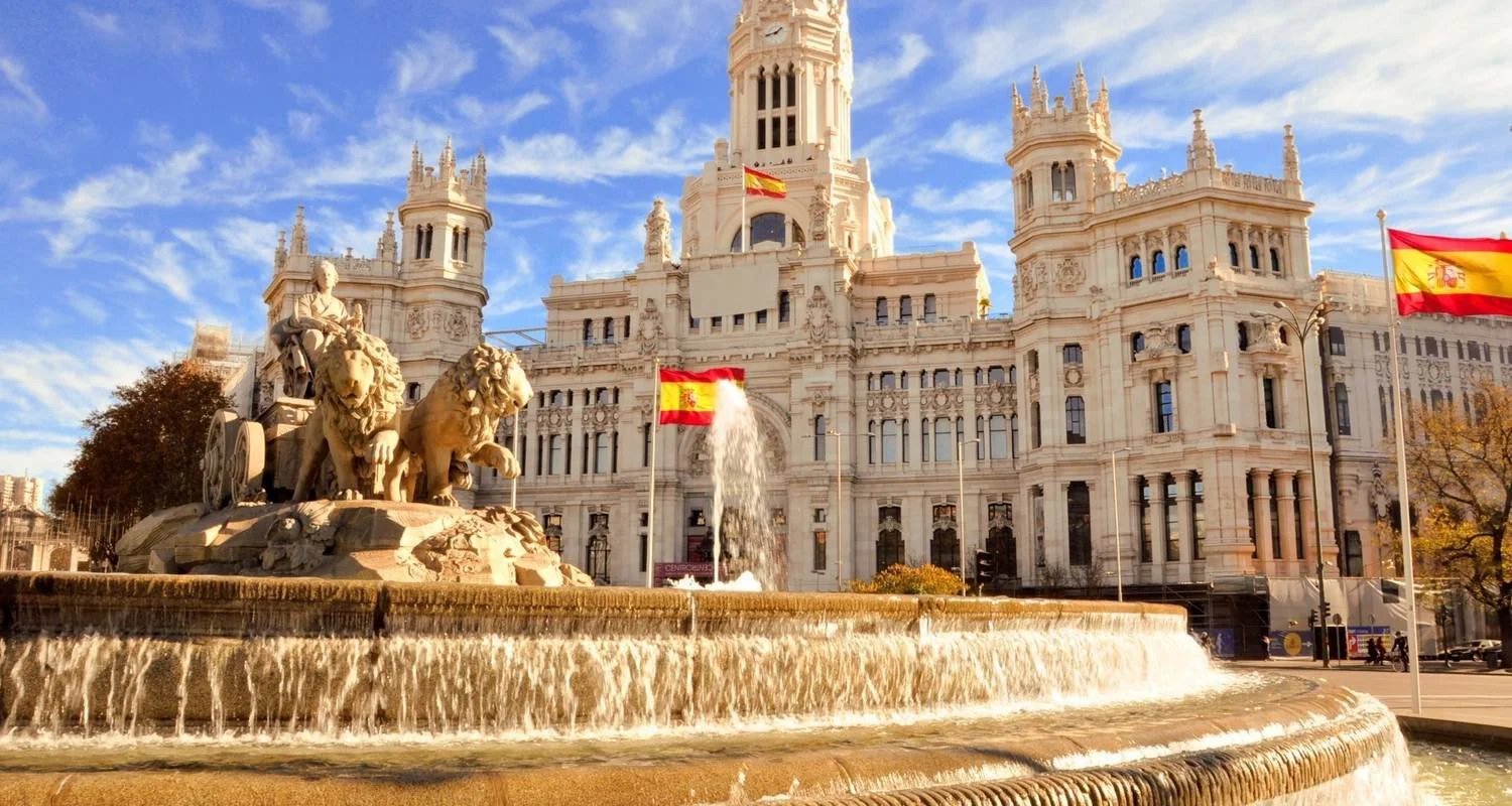 Explore Madrid and Barcelona for 5 days with Europamundo and discover unforgettable experiences - Photo 2