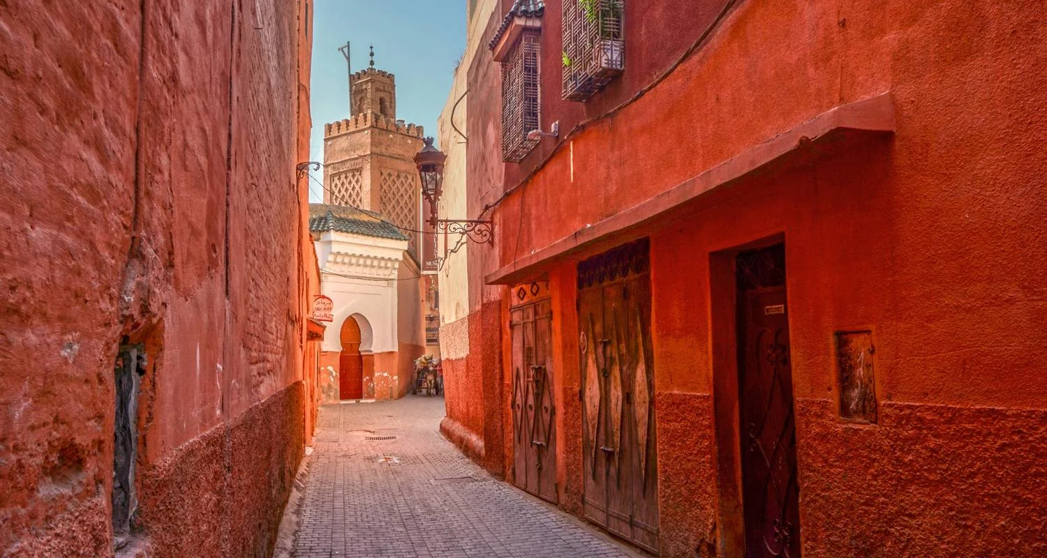 Explore Madrid, Andalusia, Morocco and Lisbon (without Alhambra) for 15 days with Europamundo and discover unforgettable experiences - Photo 2