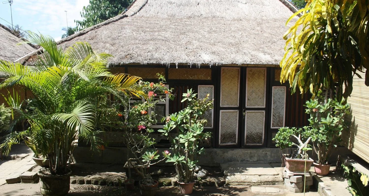 Explore Classic Lombok for 8 days with G Adventures and discover unforgettable experiences - Photo 2