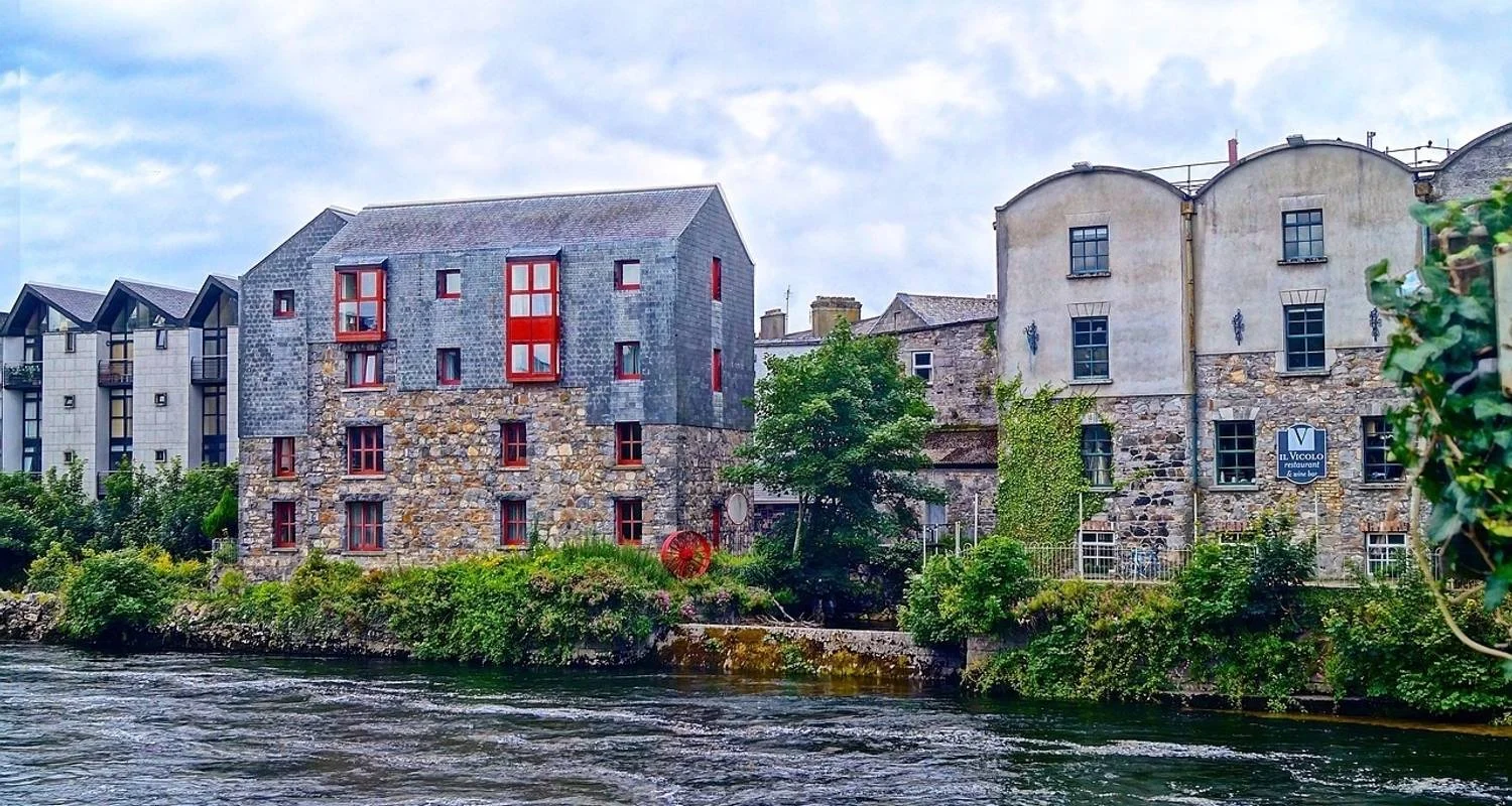 Explore Scenic Ireland for 13 days with Globus and discover unforgettable experiences - Photo 2
