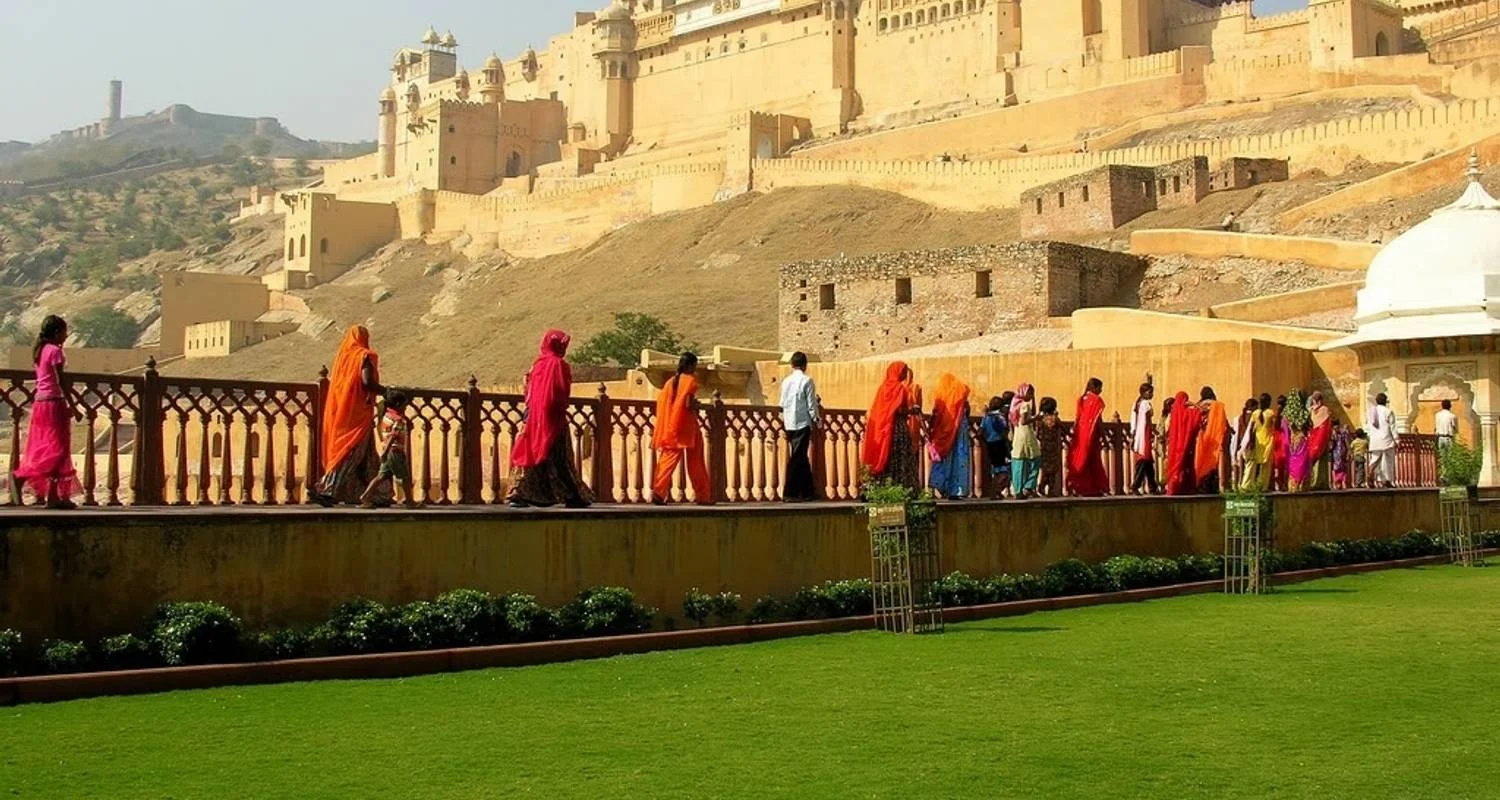Explore Palaces & Forts: Exclusive Jaipur City Expedition from Delhi for 1 days with Golden Triangle Tours Of India and discover unforgettable experiences - Photo 2