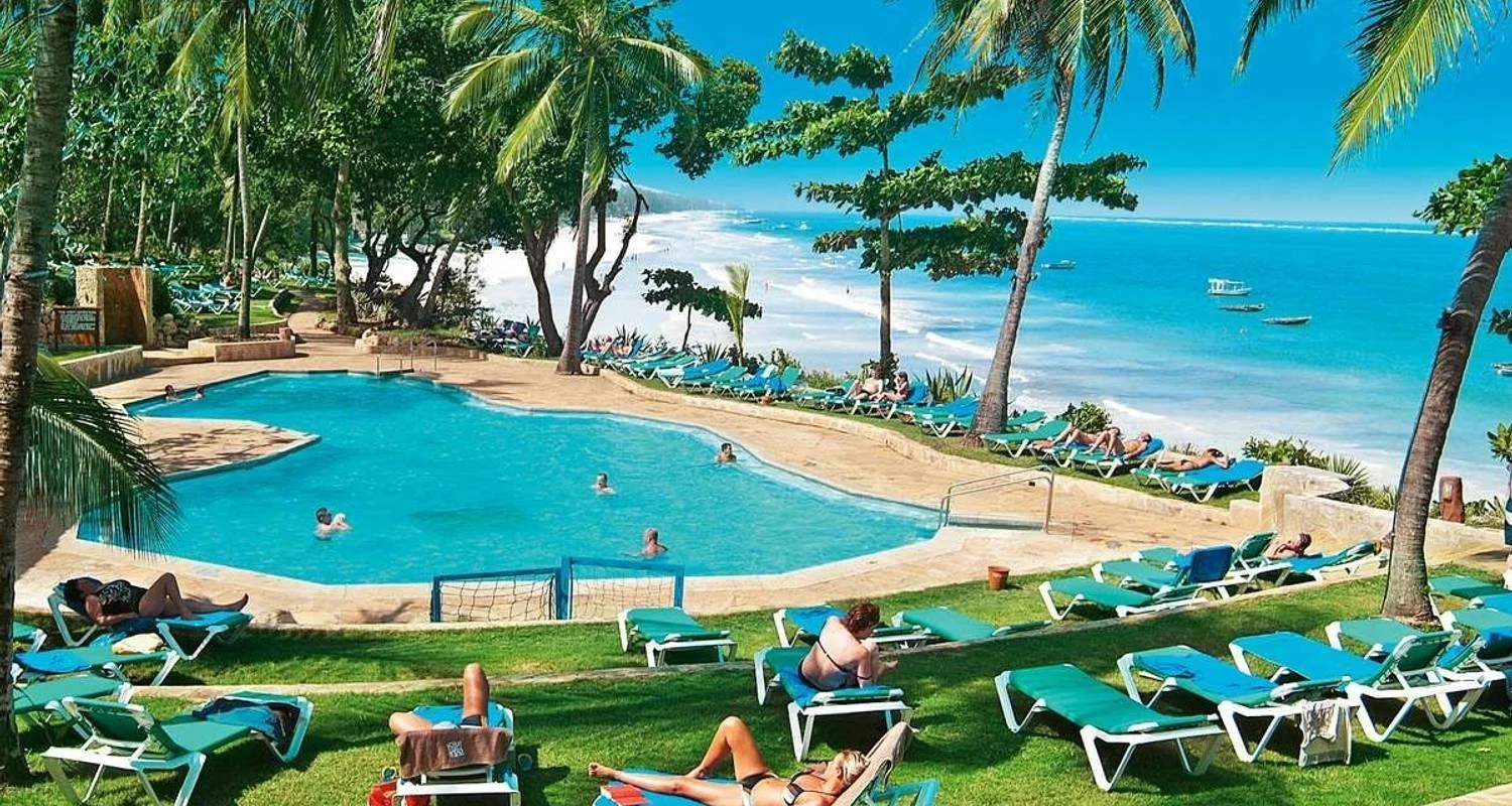 Explore 14 Days Kenya Bush Safari &Beach for 14 days with Gracepatt Ecotours Kenya and discover unforgettable experiences - Photo 2