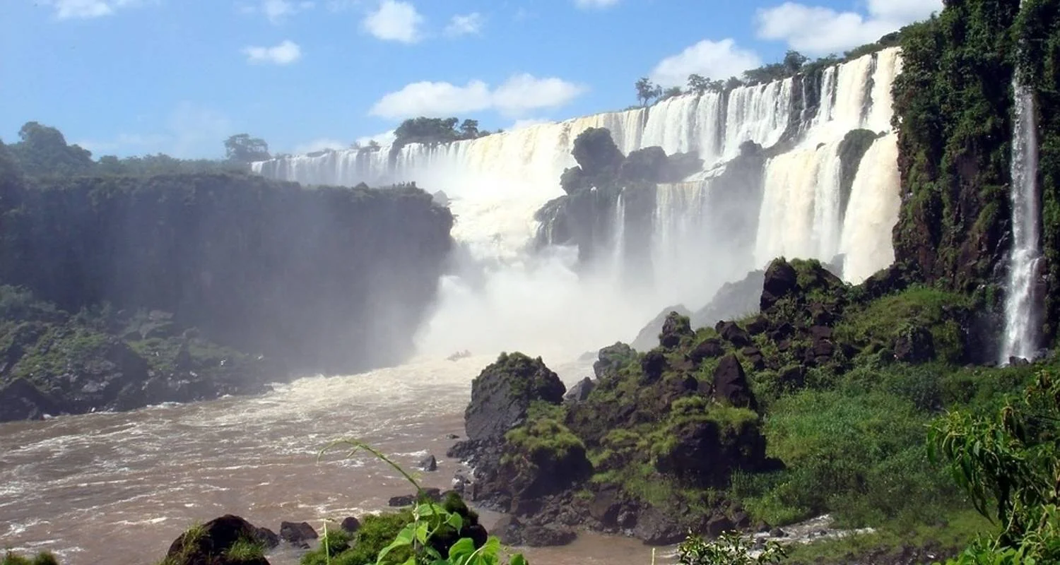 Buenos Aires and Iguazu on a Budget (7 Nights) - 8 days with Hi Travel Argentina - Photo 2 Explore Buenos Aires and Iguazu on a Budget (7 Nights) for 8 days with Hi Travel Argentina and discover unforgettable experiences - Photo 2