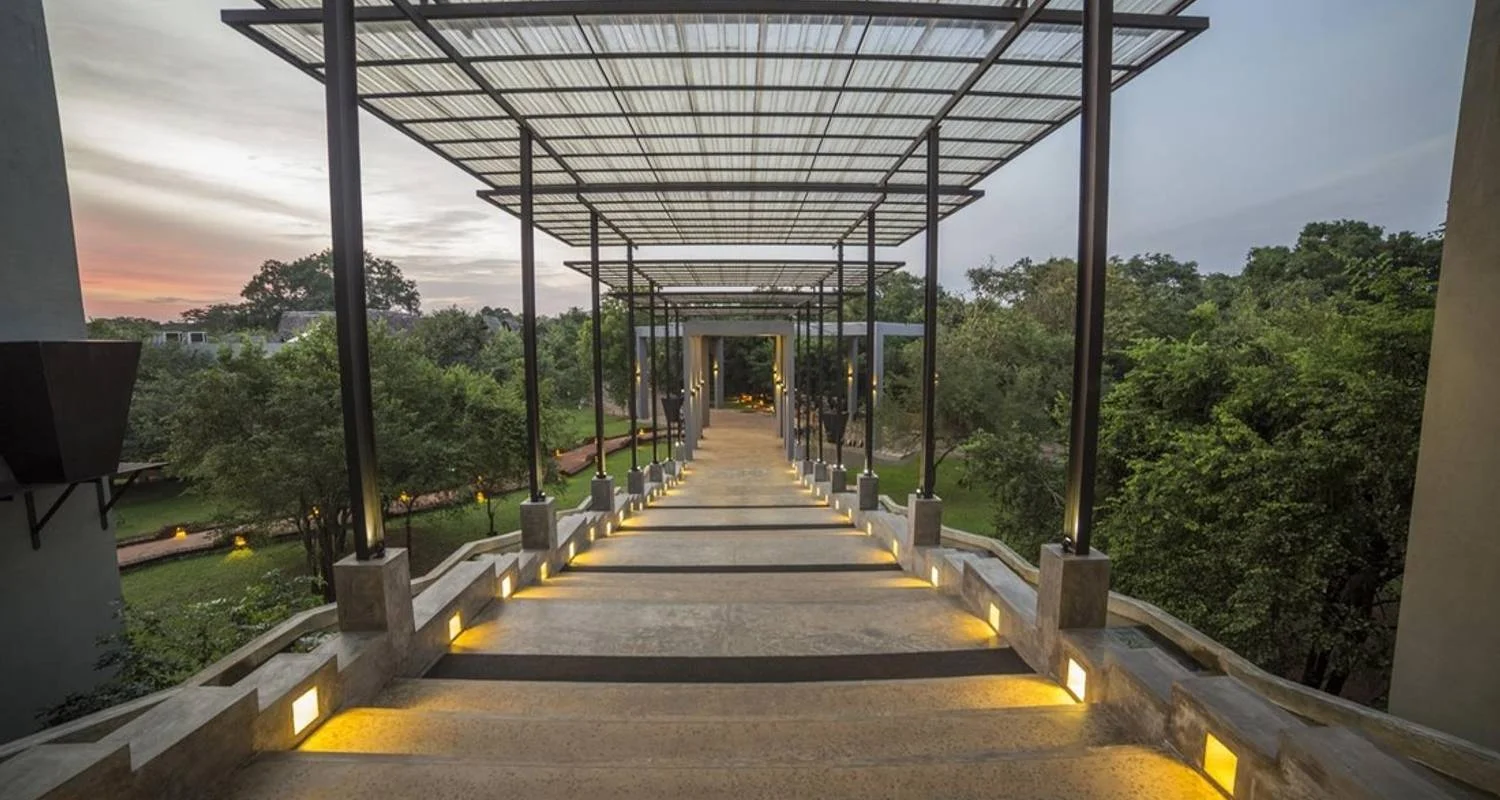 Explore Premium Sri Lanka in Depth for 14 days with Intrepid Premium and discover unforgettable experiences - Photo 2