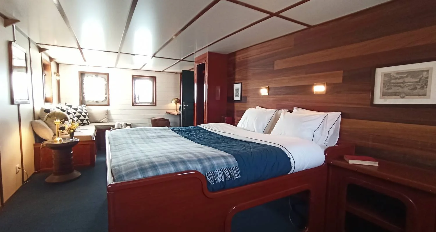 Explore East Greenland and the Majestic Fjords near Sermilik for 10 days with Inventia and discover unforgettable experiences - Photo 2