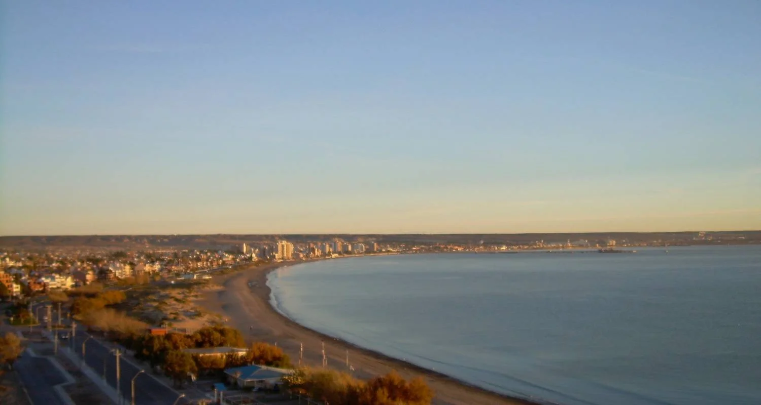 Explore Full Patagonia & Falls in 18 Days for 18 days with Qwerty Travel Argentina and discover unforgettable experiences - Photo 2