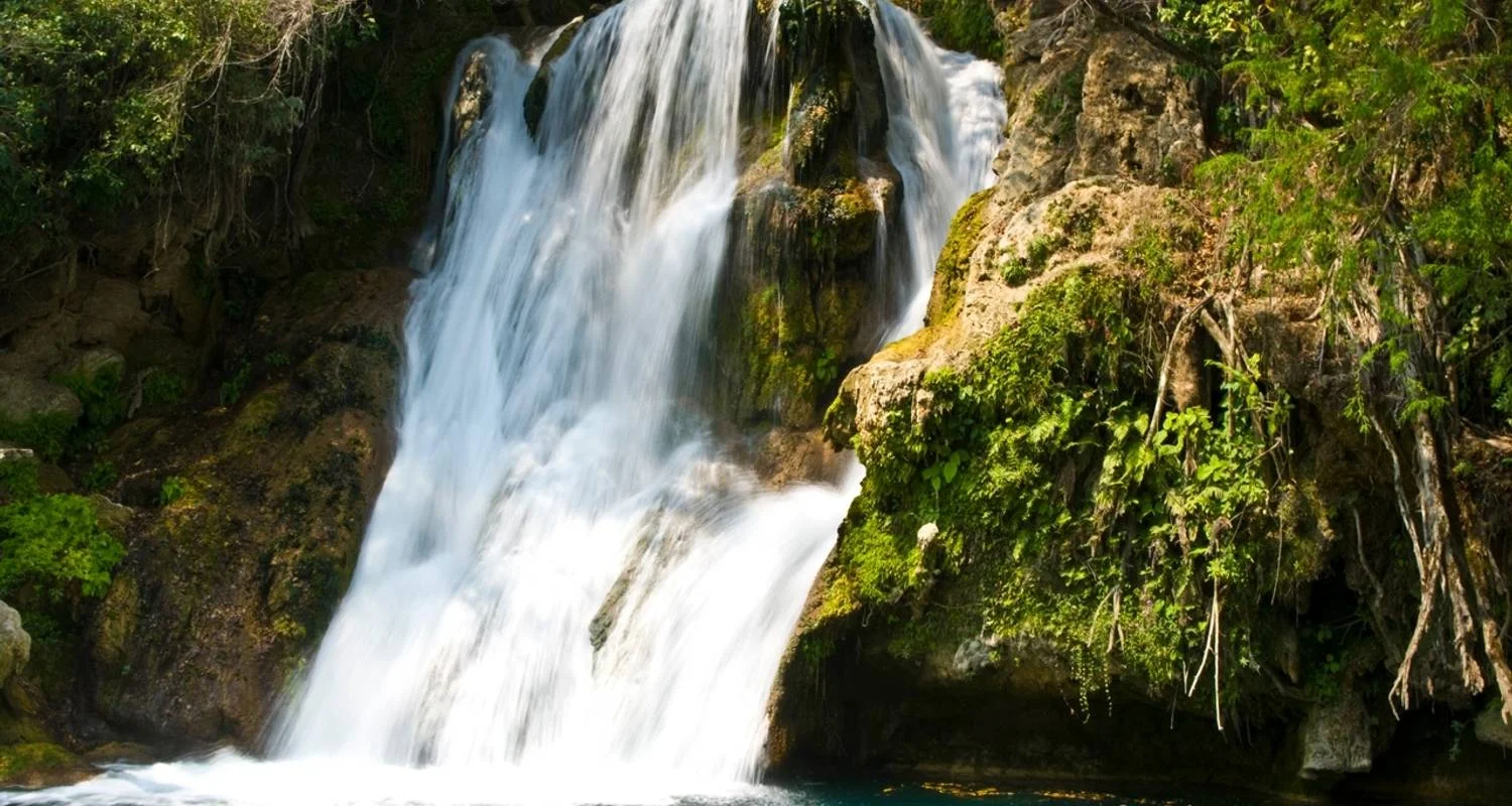Explore Huasteca Potosina: Dive in Mystical Waters and Timeless Treasures for 9 days with Vibe Adventures and discover unforgettable experiences - Photo 2