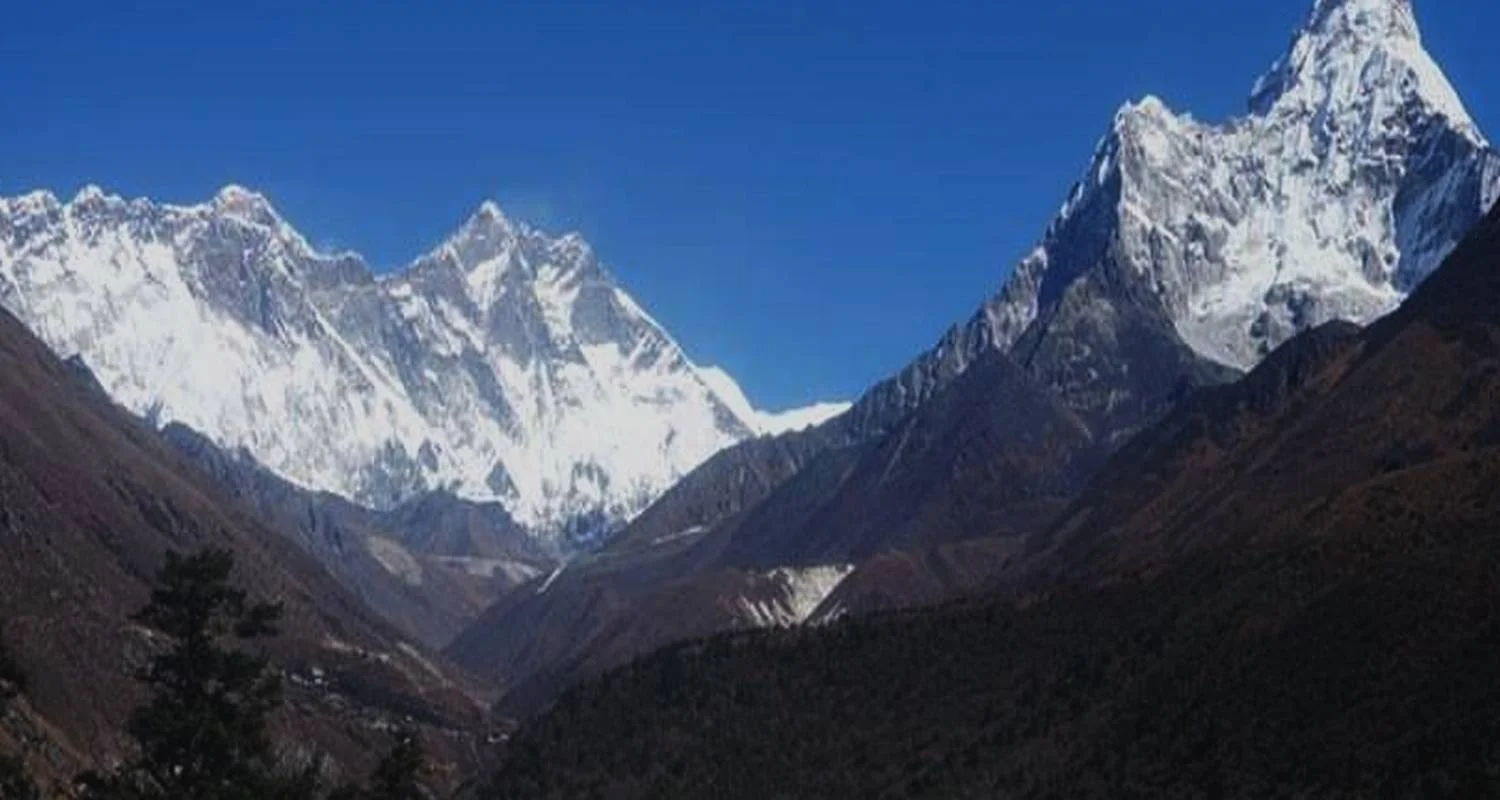 Explore Everest Panorama Trekking for 8 days with Adventure Bound and discover unforgettable experiences - Photo 2