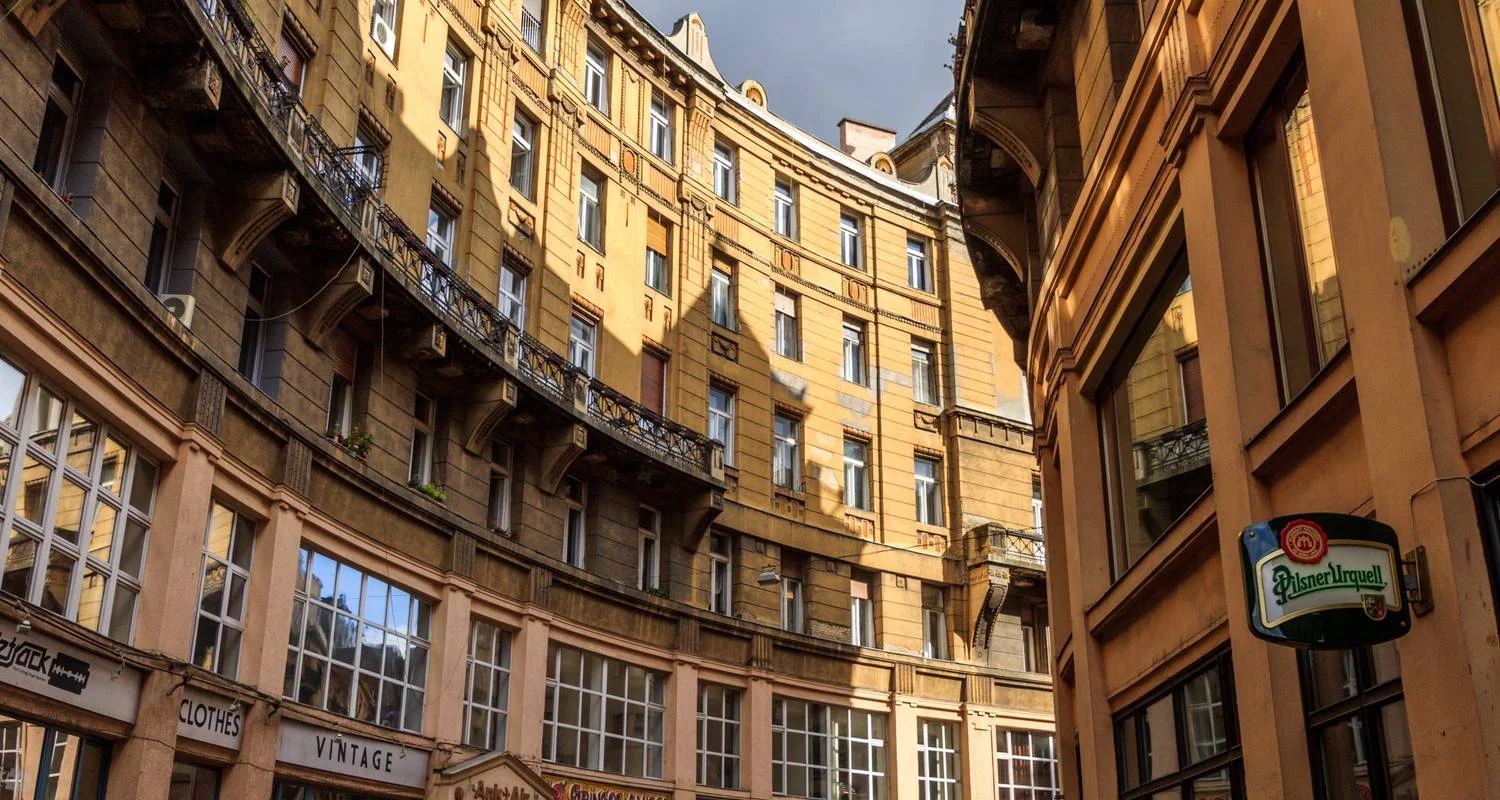 Explore Budapest & Vienna for 4 days with Euroadventures and discover unforgettable experiences - Photo 2