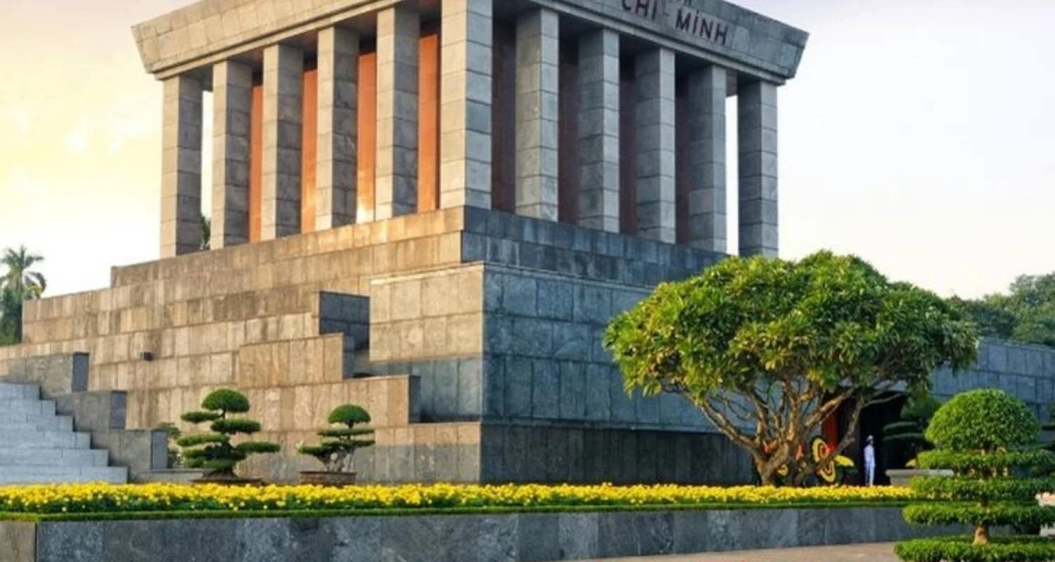 Explore Crossroads of Culture – A 15-Day Vietnam & Thailand Escape for 15 days with Realistic Asia and discover unforgettable experiences - Photo 2