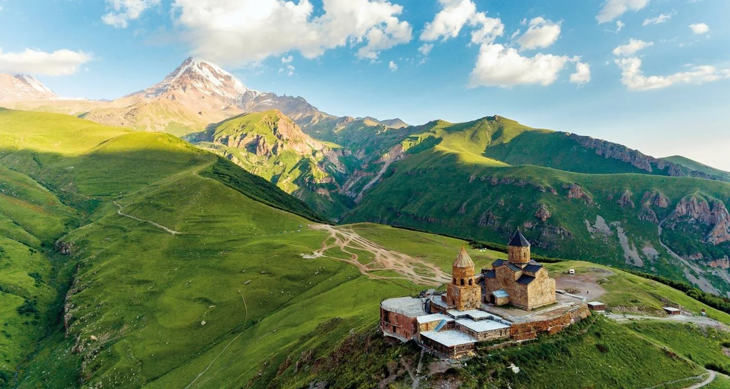Explore A guest in Georgia for 8 days with DERTOUR and discover unforgettable experiences - Photo 2