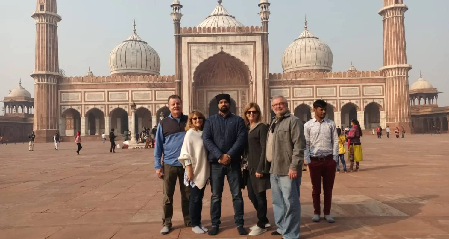 Explore AGRA OVERNIGHT TOUR WITH 3 STAR HOTEL for 2 days with Emperor Holidays and discover unforgettable experiences - Photo 2