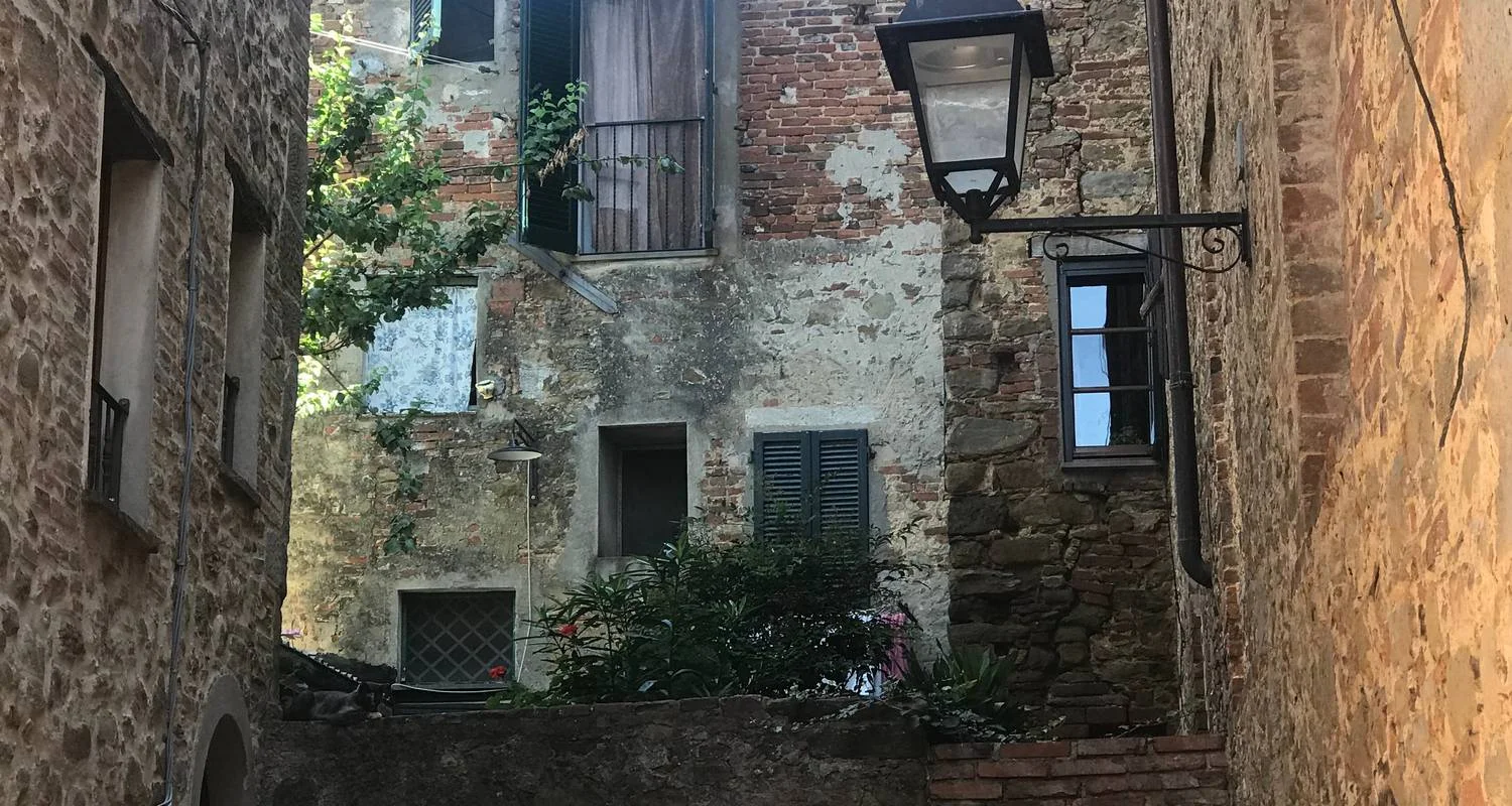 Explore Private Experience: The Best of Umbria Through History, Flavors and Relaxation for 6 days with Angel Wine Experiences and Enotropea Wine Experiences SL and discover unforgettable experiences - Photo 2