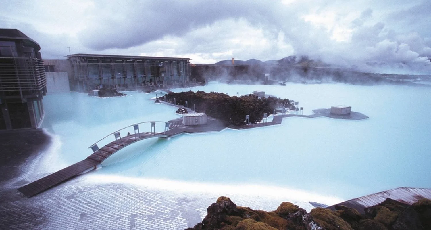 Explore Highlights around Reykjavik for 8 days with DERTOUR and discover unforgettable experiences - Photo 2