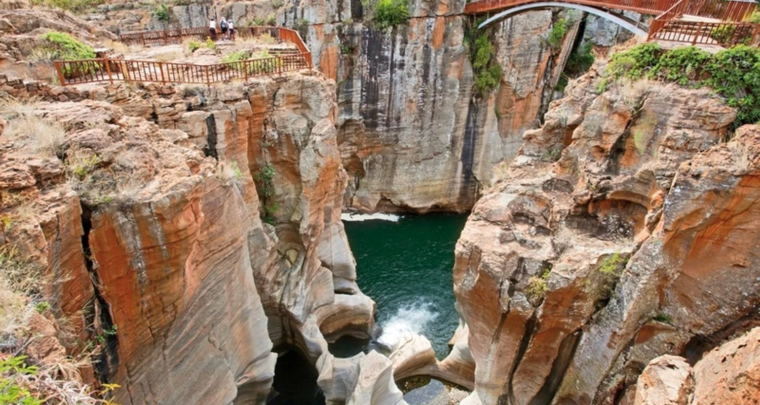 Explore South Africa a la carte for 14 days with DERTOUR and discover unforgettable experiences - Photo 2