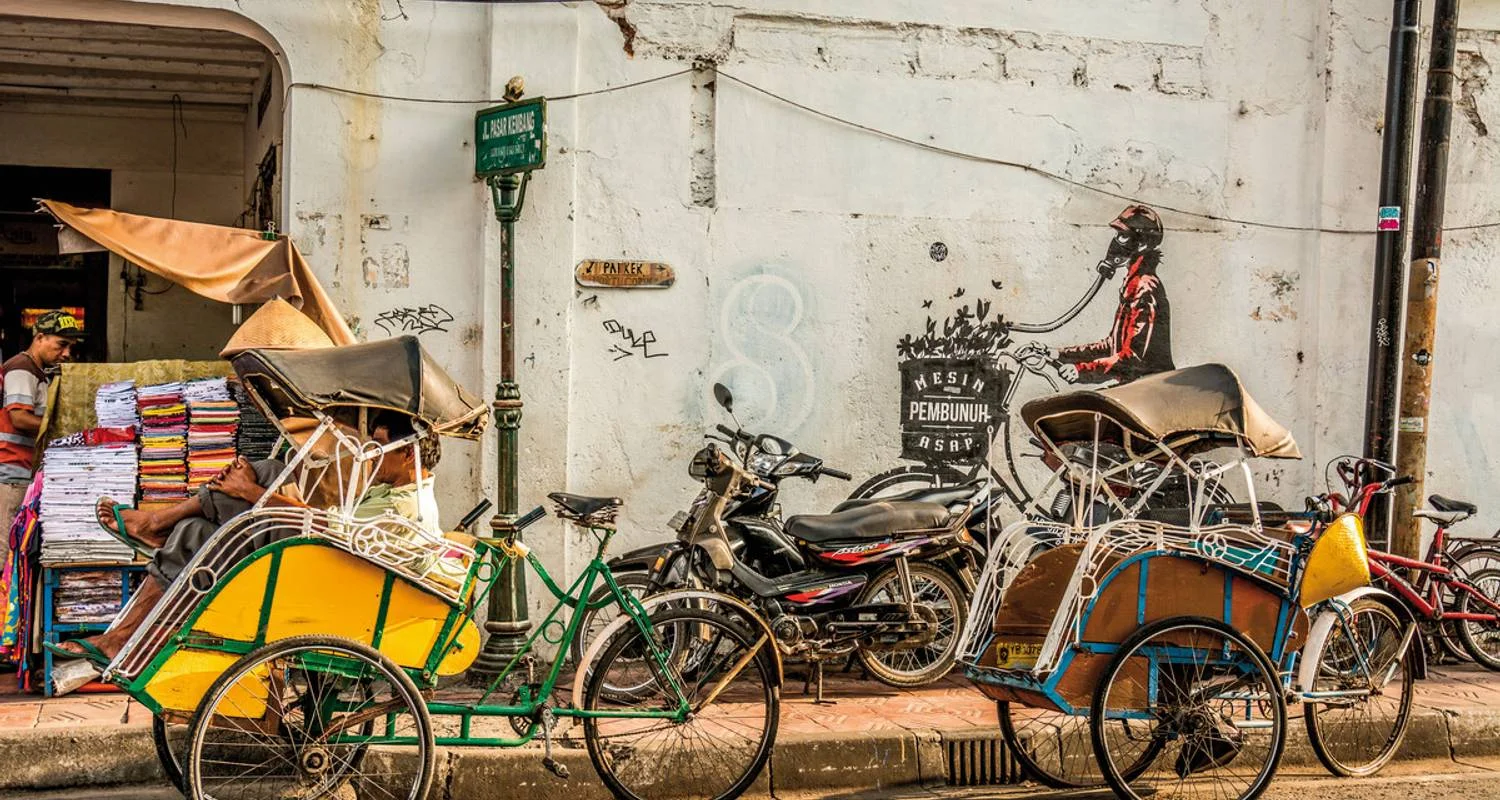 Explore Mysterious Java (group tour) for 8 days with DERTOUR and discover unforgettable experiences - Photo 2