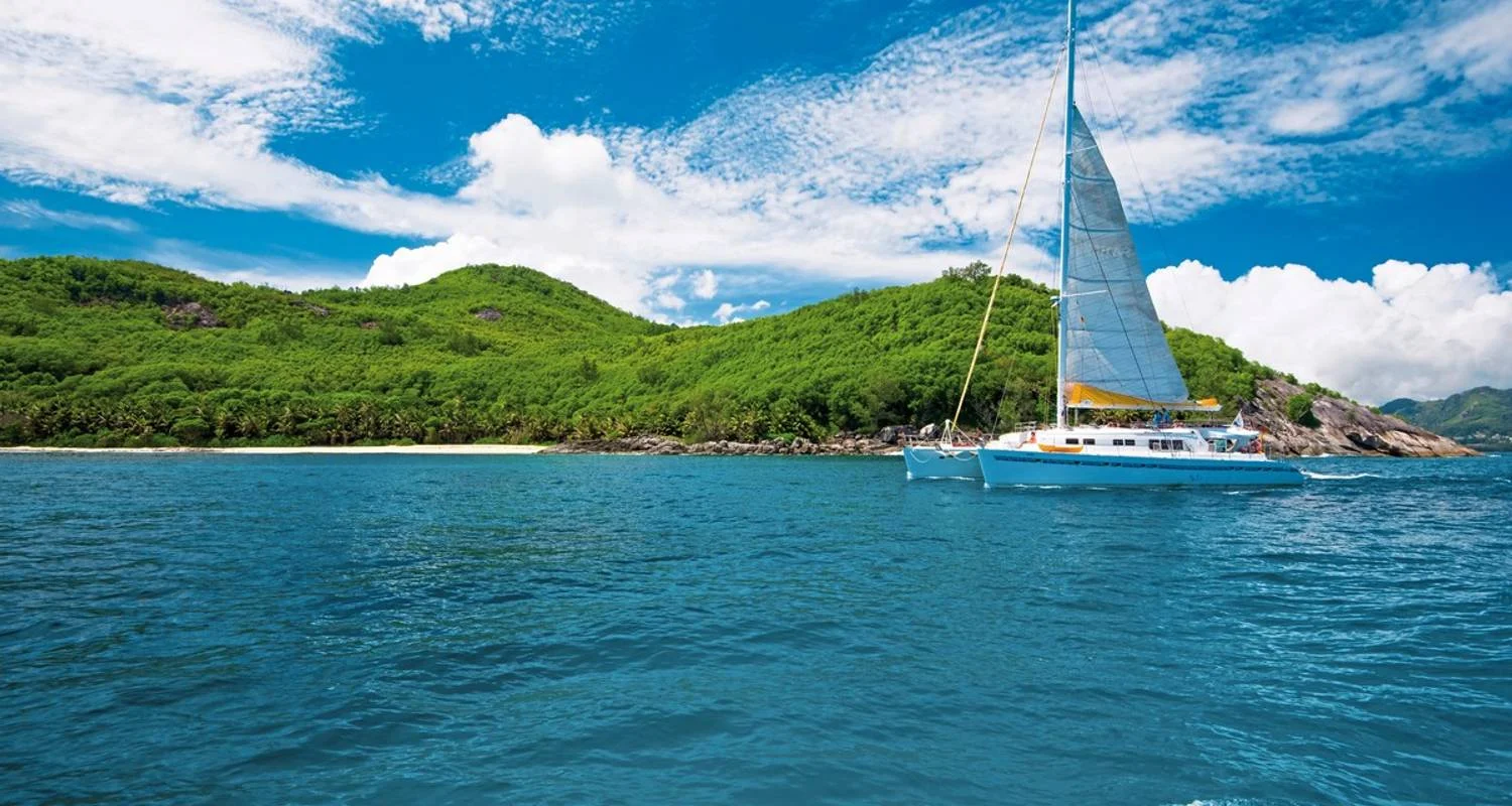 Explore Cocktail Praslin sailing trip (from Mahe/to Praslin) for 5 days with DERTOUR and discover unforgettable experiences - Photo 2
