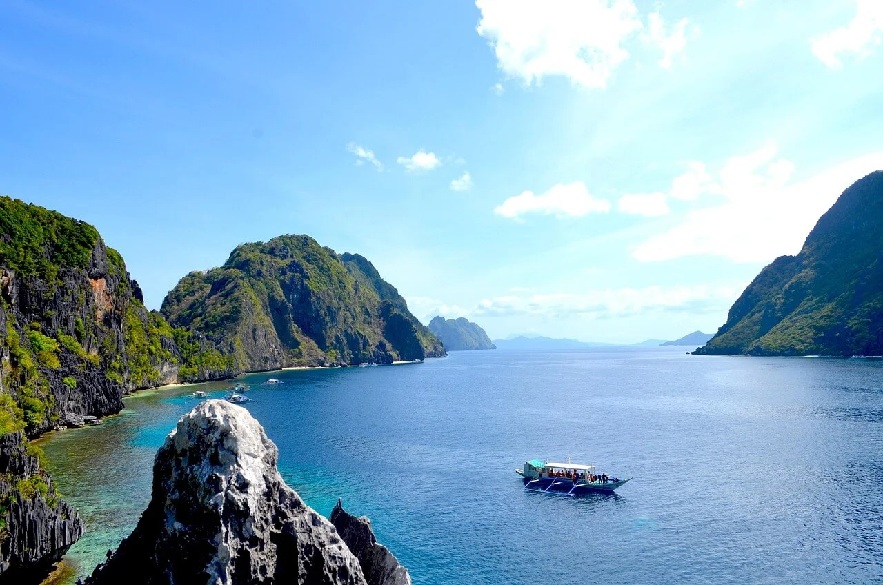 Dive into The place where I finally slowed down. A journey through the Philippines with expert insights, published on November 1, 2025, and explore new travel ideas