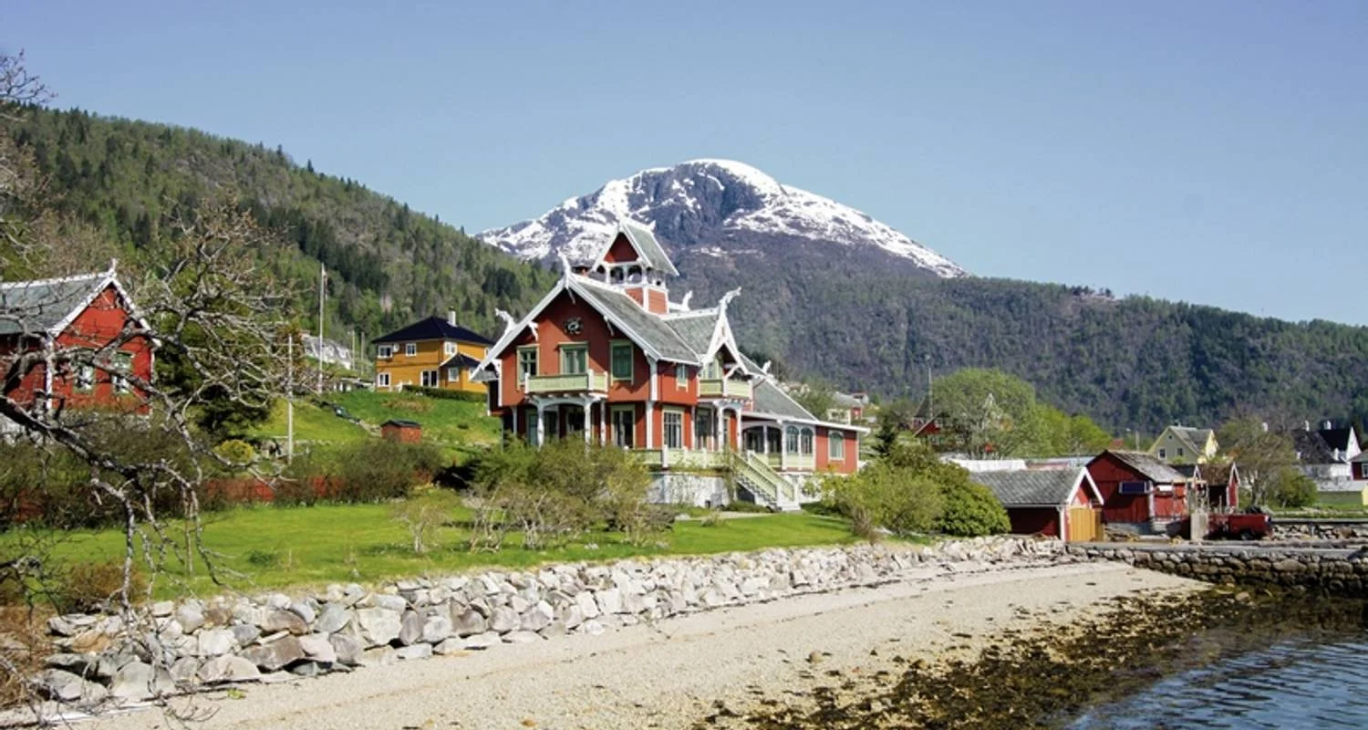 Explore Experience Norway in a relaxed way for 12 days with DERTOUR and discover unforgettable experiences - Photo 2