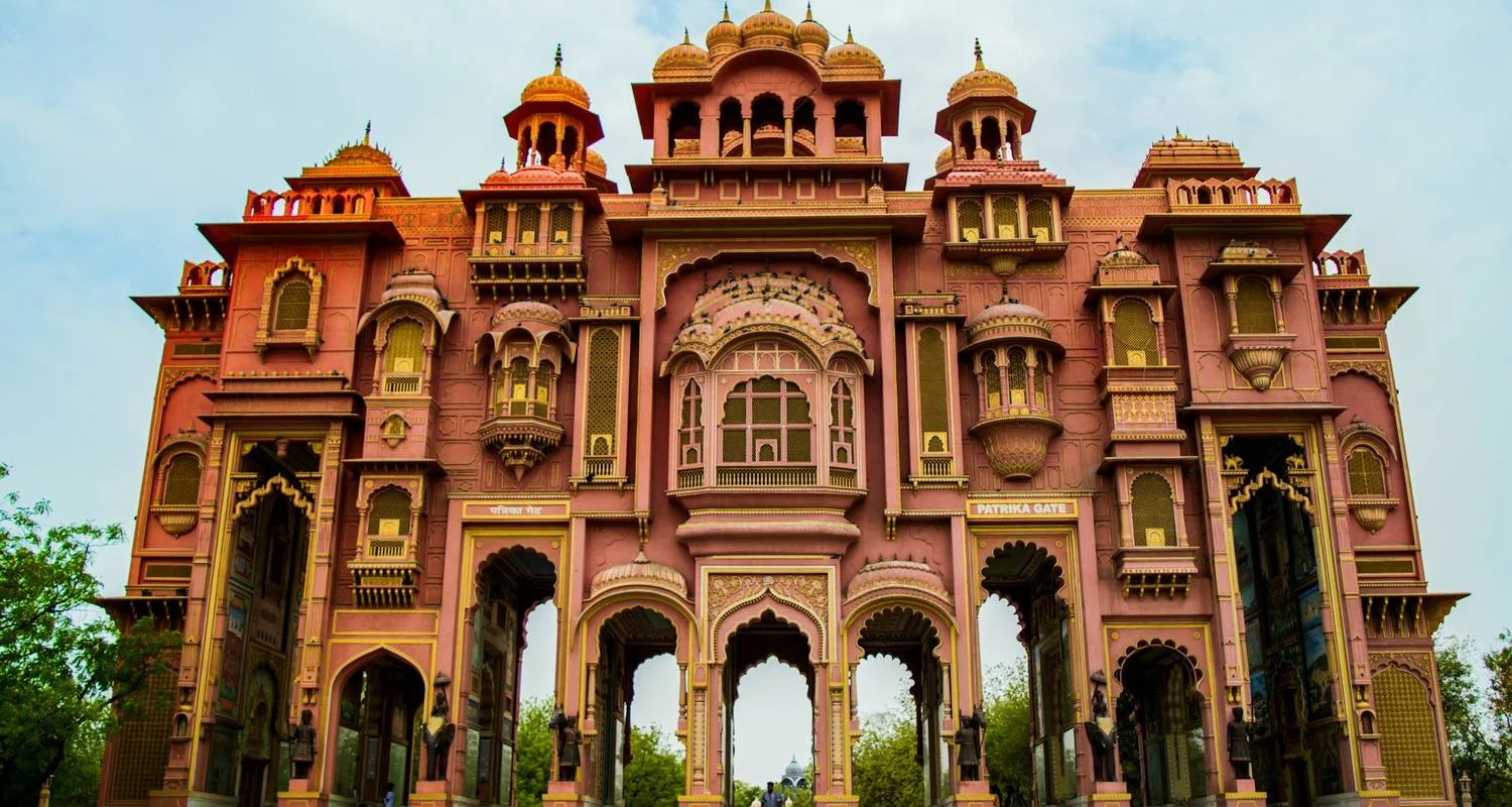 Explore India's Golden Triangle: A 7-Day Adventure from Delhi Airport to Agra, Ranthambore, and Jaipur for 7 days with Coxan Tours and discover unforgettable experiences - Photo 2