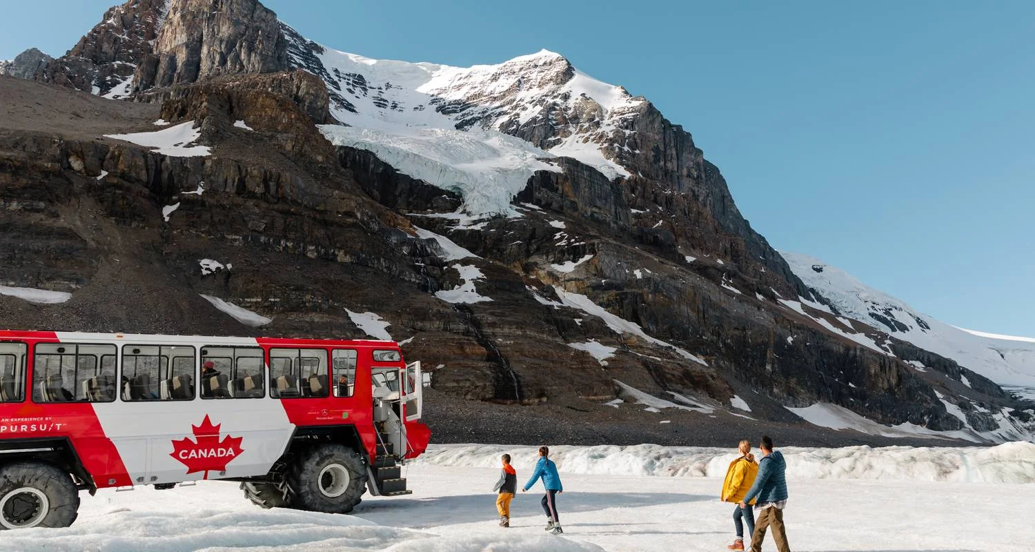 Explore  for 5 days with Tourland and discover unforgettable experiences - Photo 2