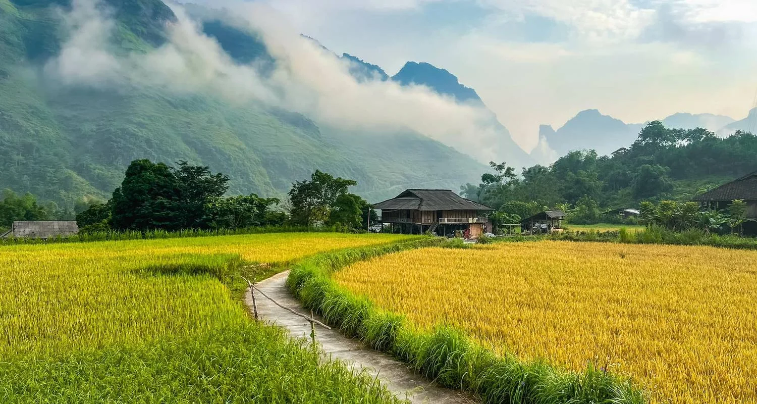 Explore The Karst Geopark - 4 days 3 night Private Tour for 4 days with Custom Vietnam Travel and discover unforgettable experiences - Photo 2