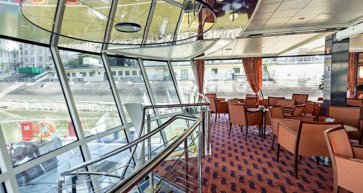 Explore Blue Danube, Vienna  - Vienna, MS CruceNova for 8 days with Crucemundo and discover unforgettable experiences - Photo 2