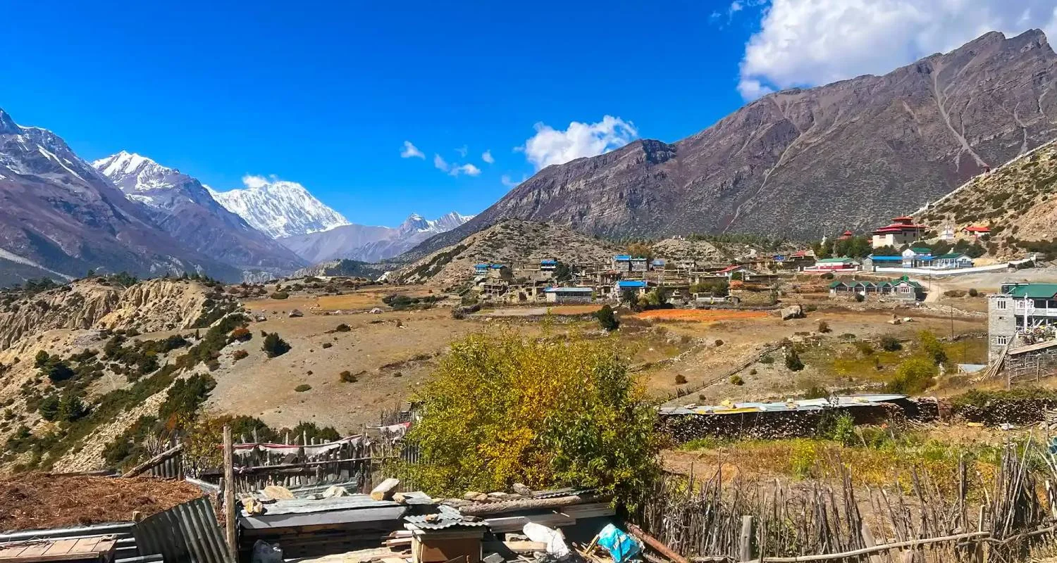 Explore Annapurna Circuit Trek with Tilicho lake for 16 days with Discovery World Trekking and discover unforgettable experiences - Photo 2